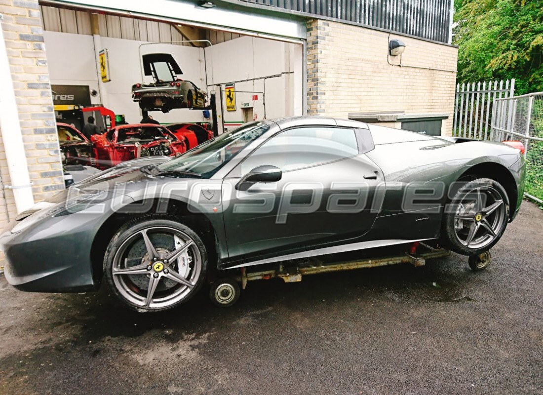 Ferrari 458 Spider (Europa) mit 6,190 Meilen, bereit für den Bruch #1