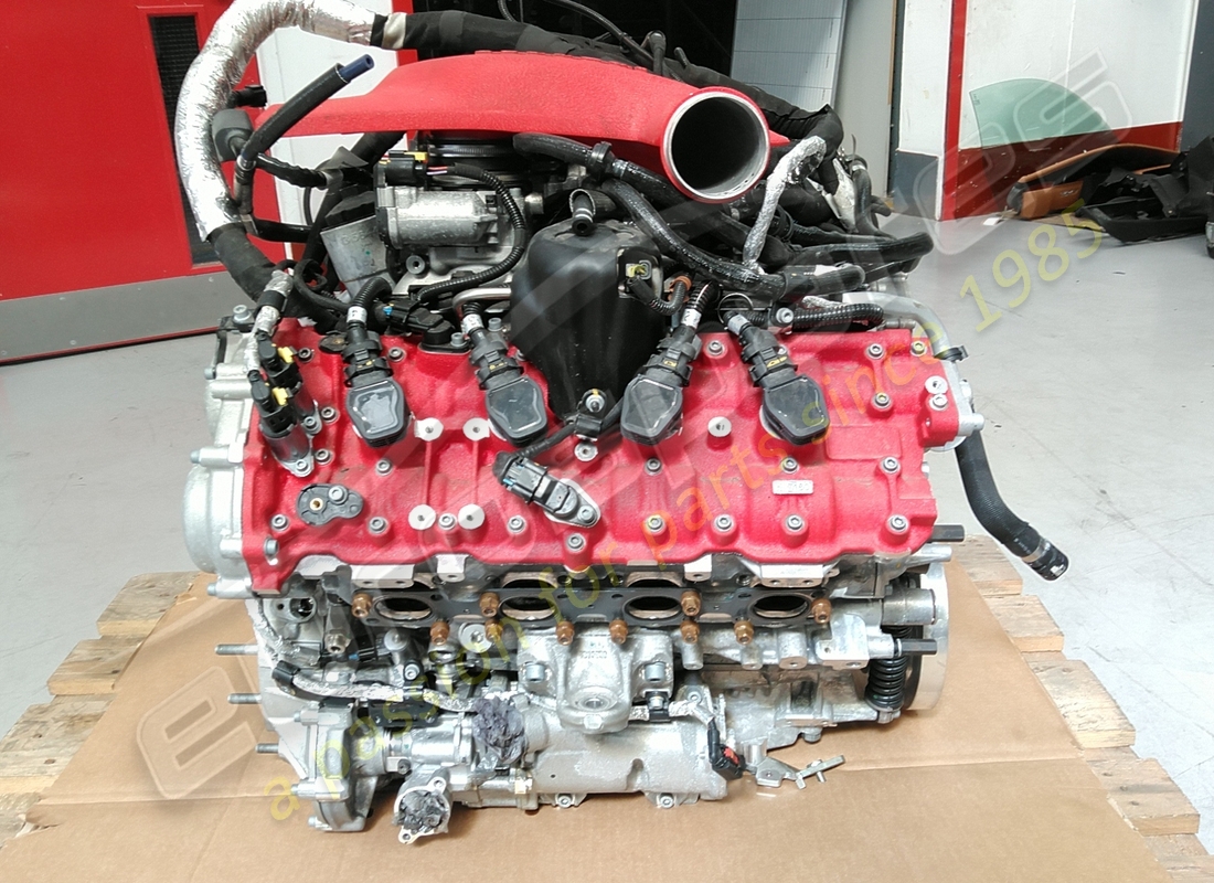 gebraucht Ferrari F8 MOTOR-Teilenummer 985000334