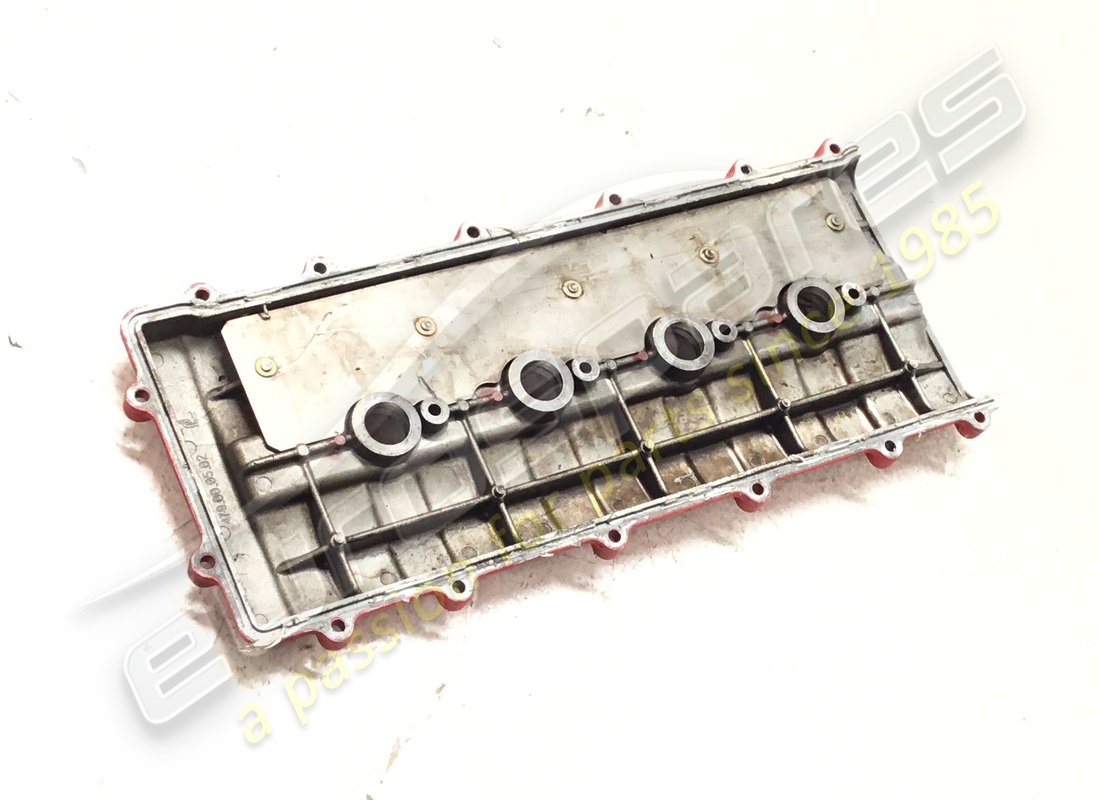 gebrauchte maserati kopf-oberabdeckungsbaugruppe. teilenummer 585008701 (2)