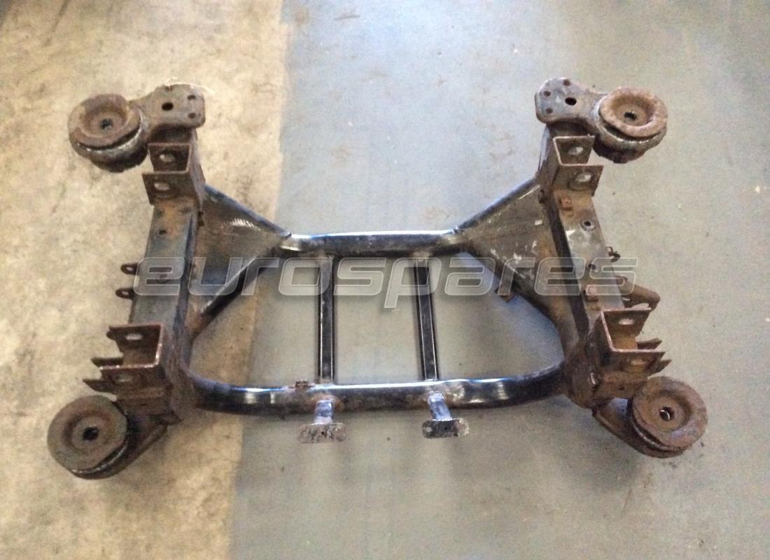 GEBRAUCHTER Maserati KOMPLETTER HINTERRADAUFHÄNGUNGSRAHMEN. TEILENUMMER 67987900 (1)