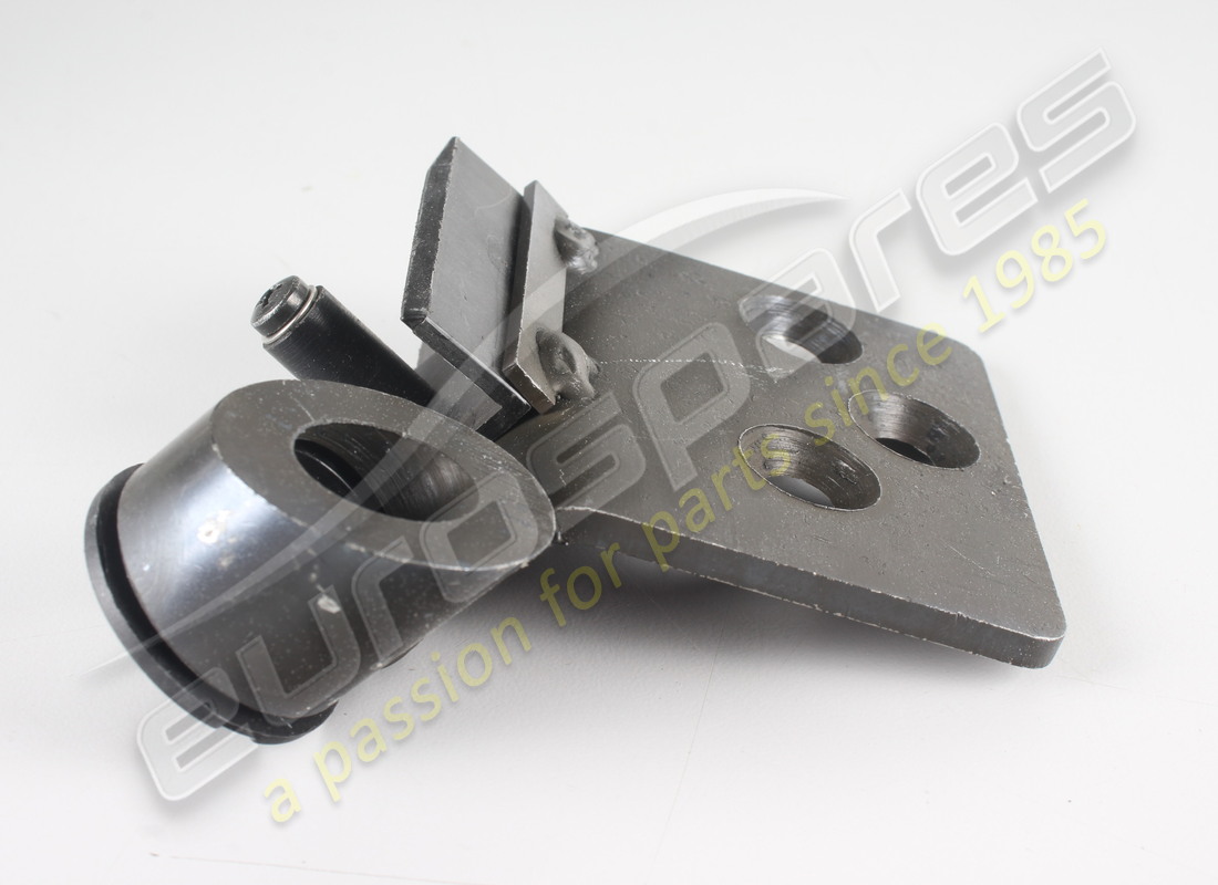 new maserati lh soft top latch striker mo. part number 66106600 (4)
