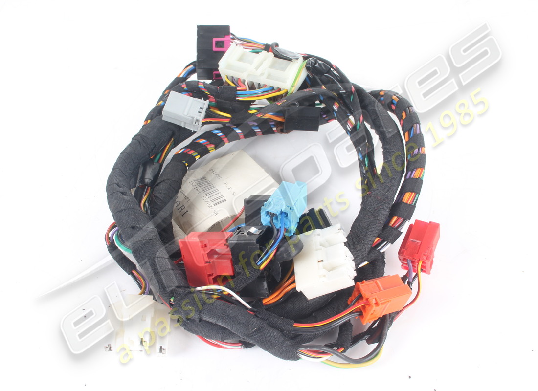 VERWENDETE FERRARI TUNNELKONSOLE-ANSCHLUSSKABEL. TEILENUMMER 152184 (2) verwendete ferrari tunnelkonsole-anschlusskabel. teilenummer 152184 (2)