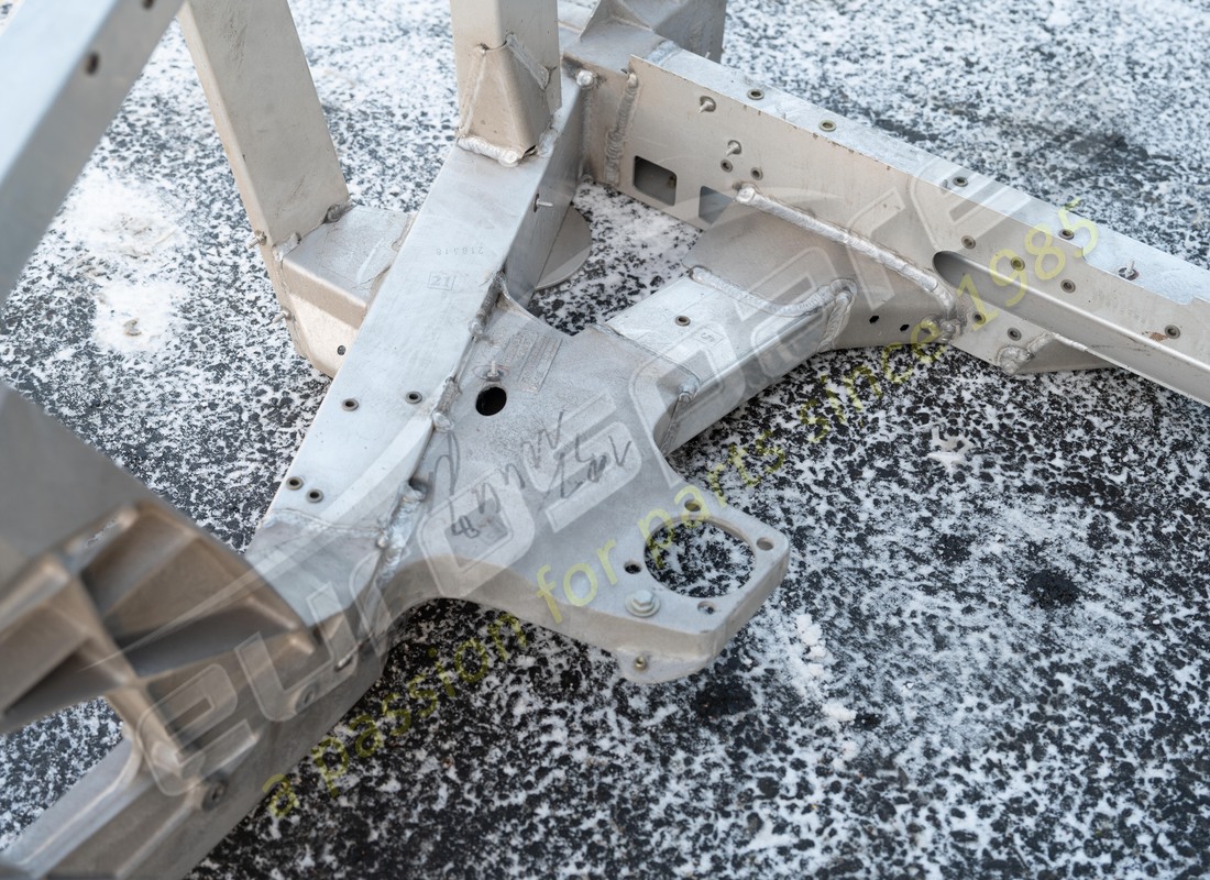 neuer ferrari hinterer rahmen komplett. teilenummer 65993500 (6)