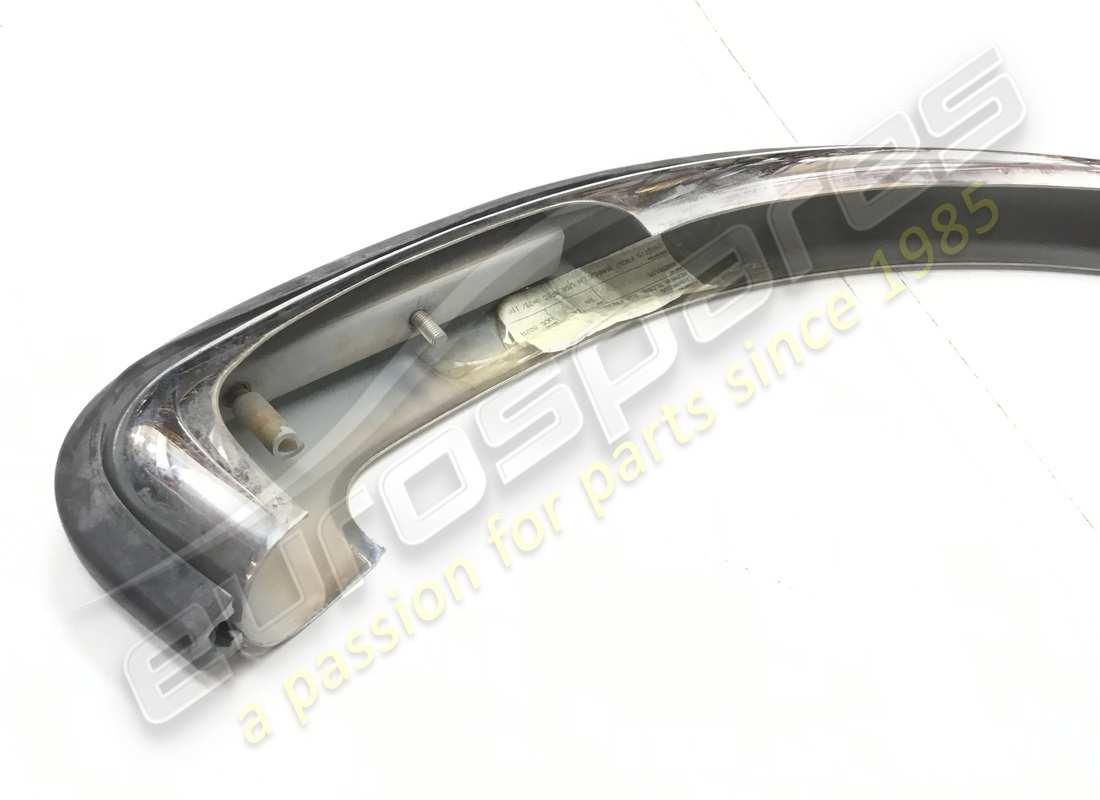 neu ferrari lh vorderer stoßstange, frühe oe-teilenummer 20042305 (2)