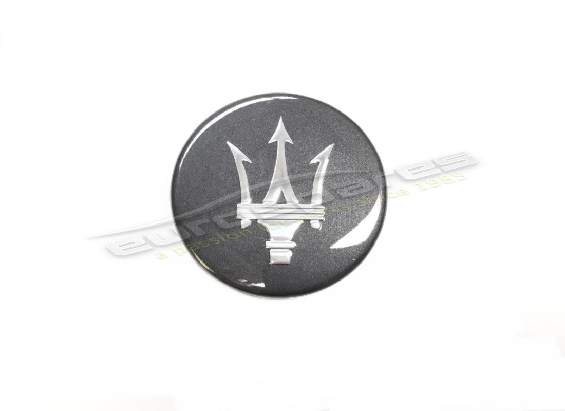 neues maserati radabzeichen. teilenummer 82330910 (1)