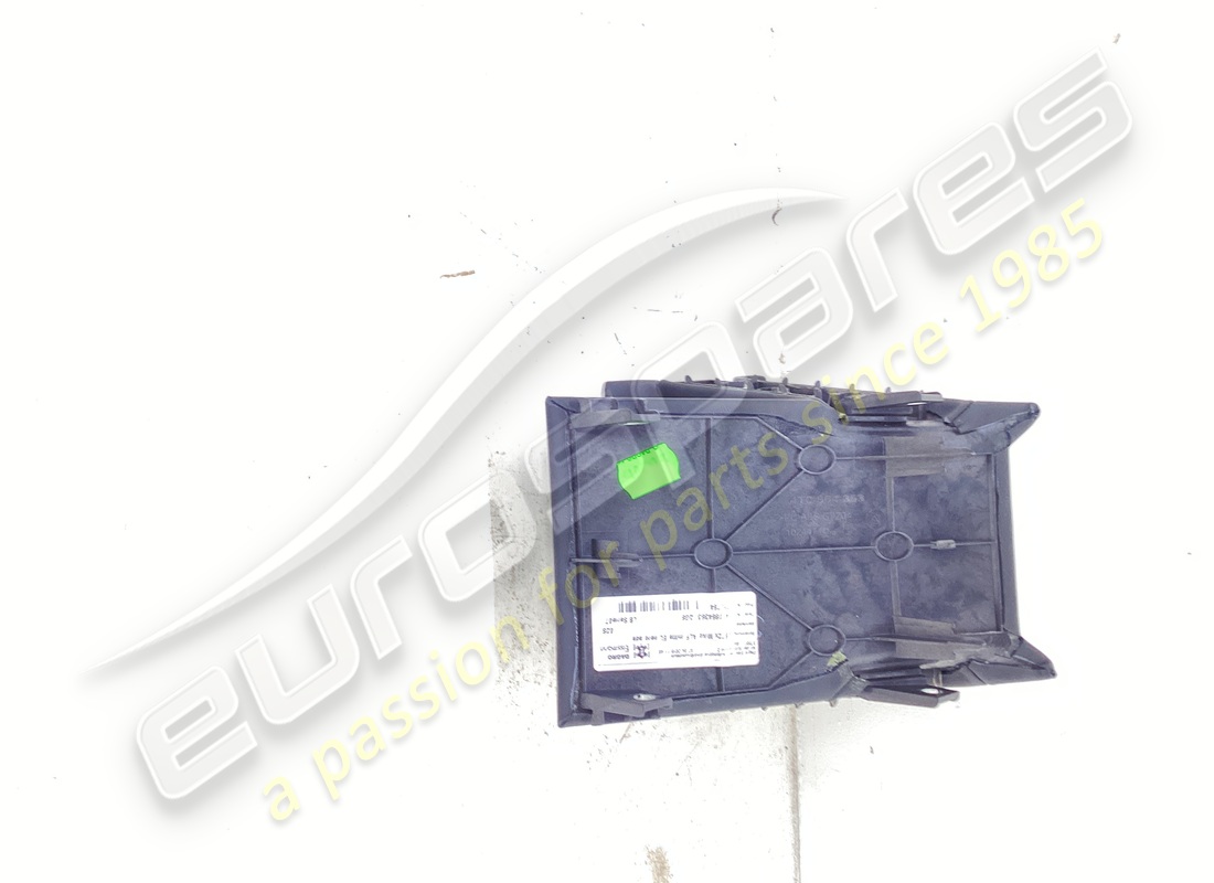 GEBRAUCHTE Lamborghini UNTERE VORDERE KONSOLE. TEILENUMMER 4T0864363 (1)