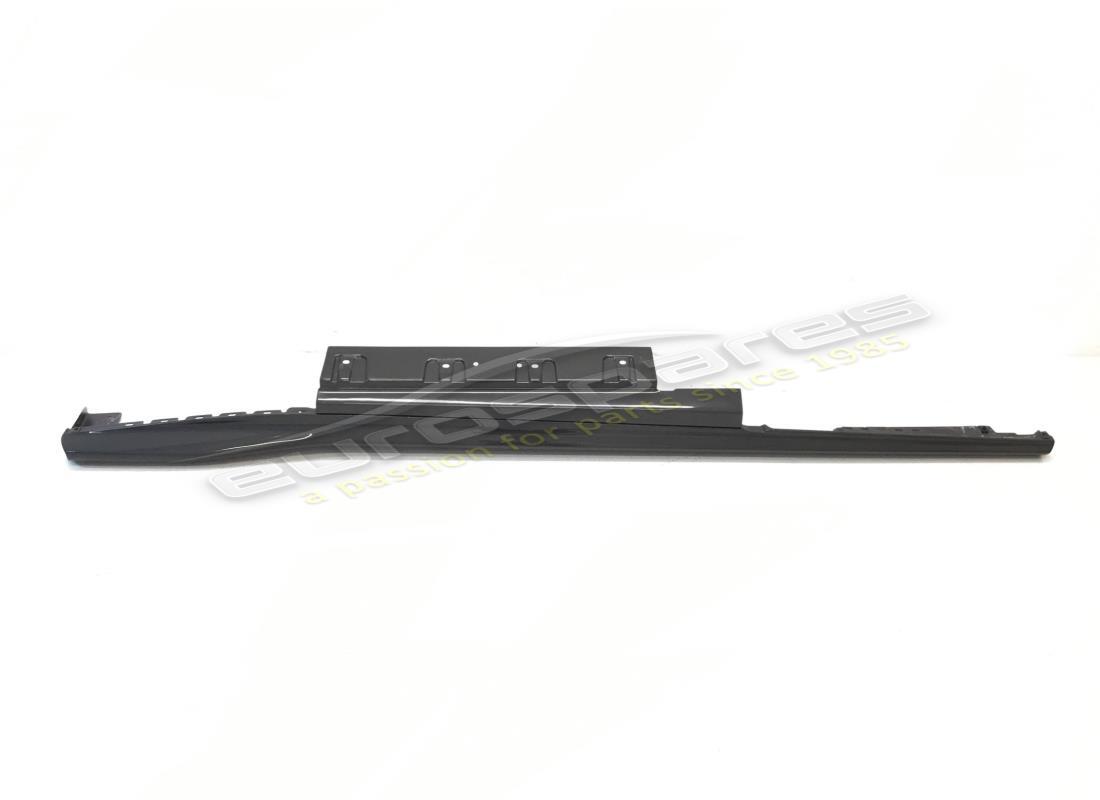 NEUE Ferrari KOMPLETTE rechte äußere Schwellerabdeckung. TEILENUMMER 89130300 (1)