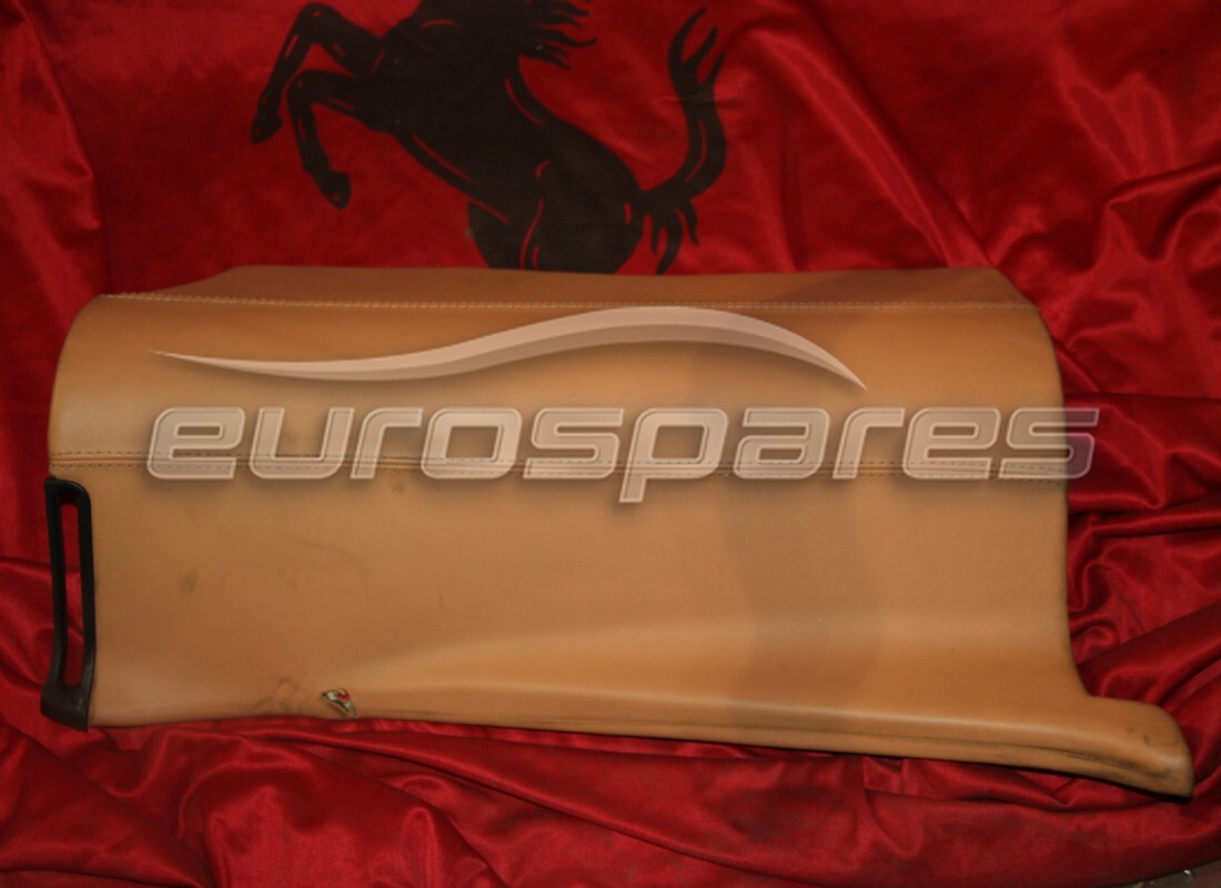 GEBRAUCHT Ferrari KOMPLETTE RECHTE MITTELSÄULENABDECKUNG. TEILENUMMER 659020.. (1)