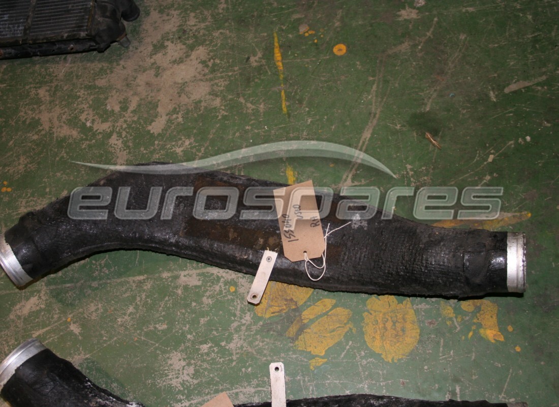 VERWENDET Ferrari RH ZENTRALER KANAL. TEILENUMMER 155040 (1)