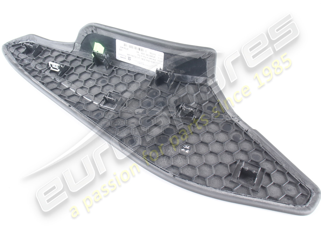 neues lamborghini-cover. teilenummer 4t0857785 (3)