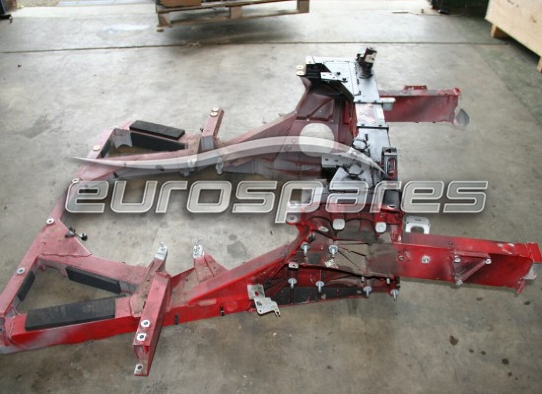 Beschädigter Ferrari hinterer Hilfsrahmen. TEILENUMMER 985285794 (1)