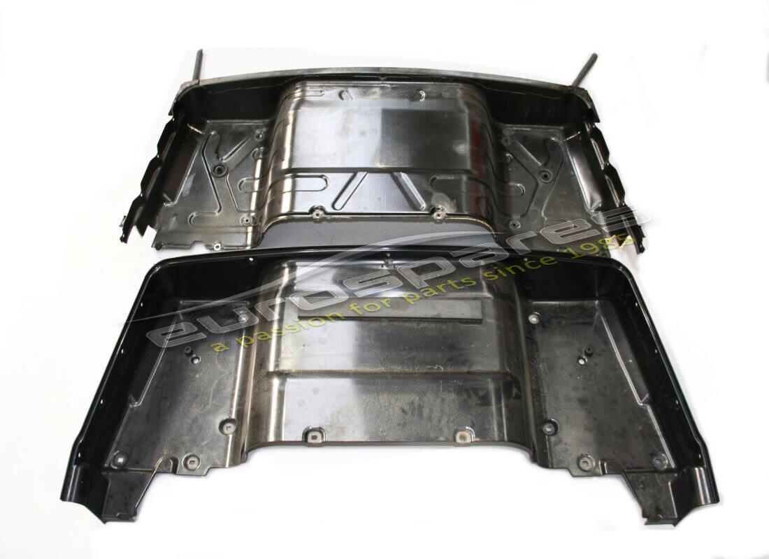gebrauchtes lamborghini klappverdeck. teilenummer 407813613h (1)