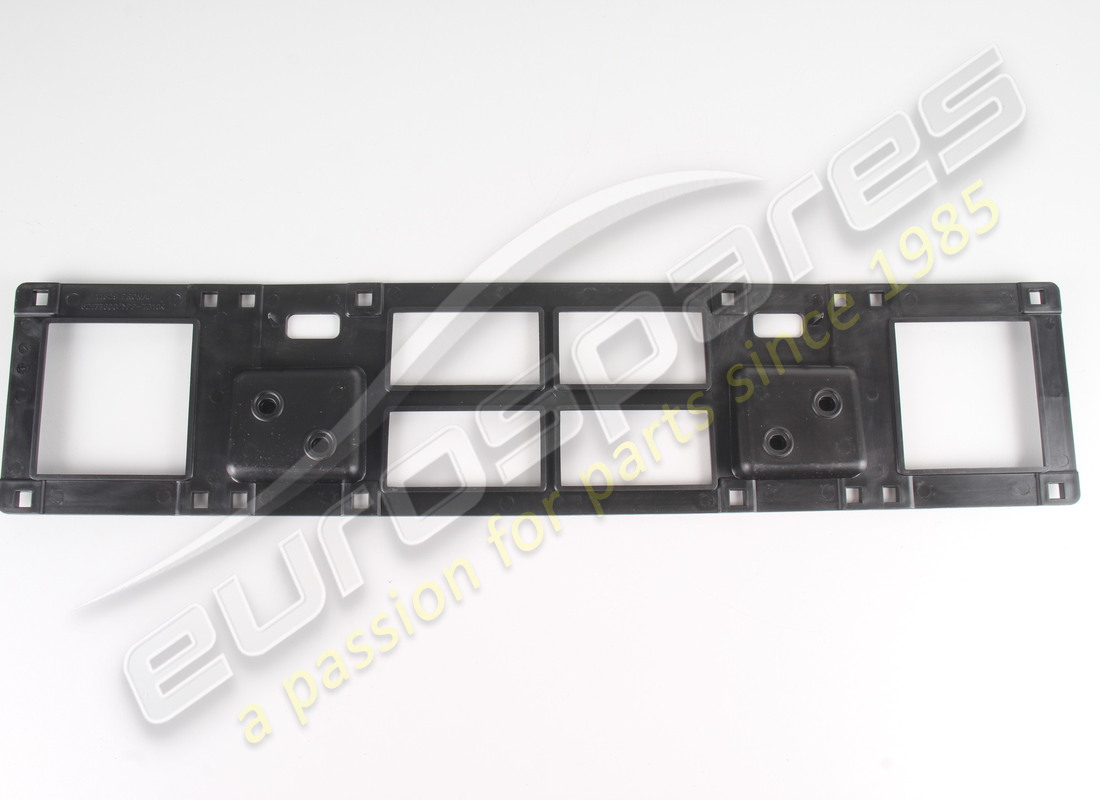 neuer ferrari nummernschildhalter. teilenummer 82177600 (1)