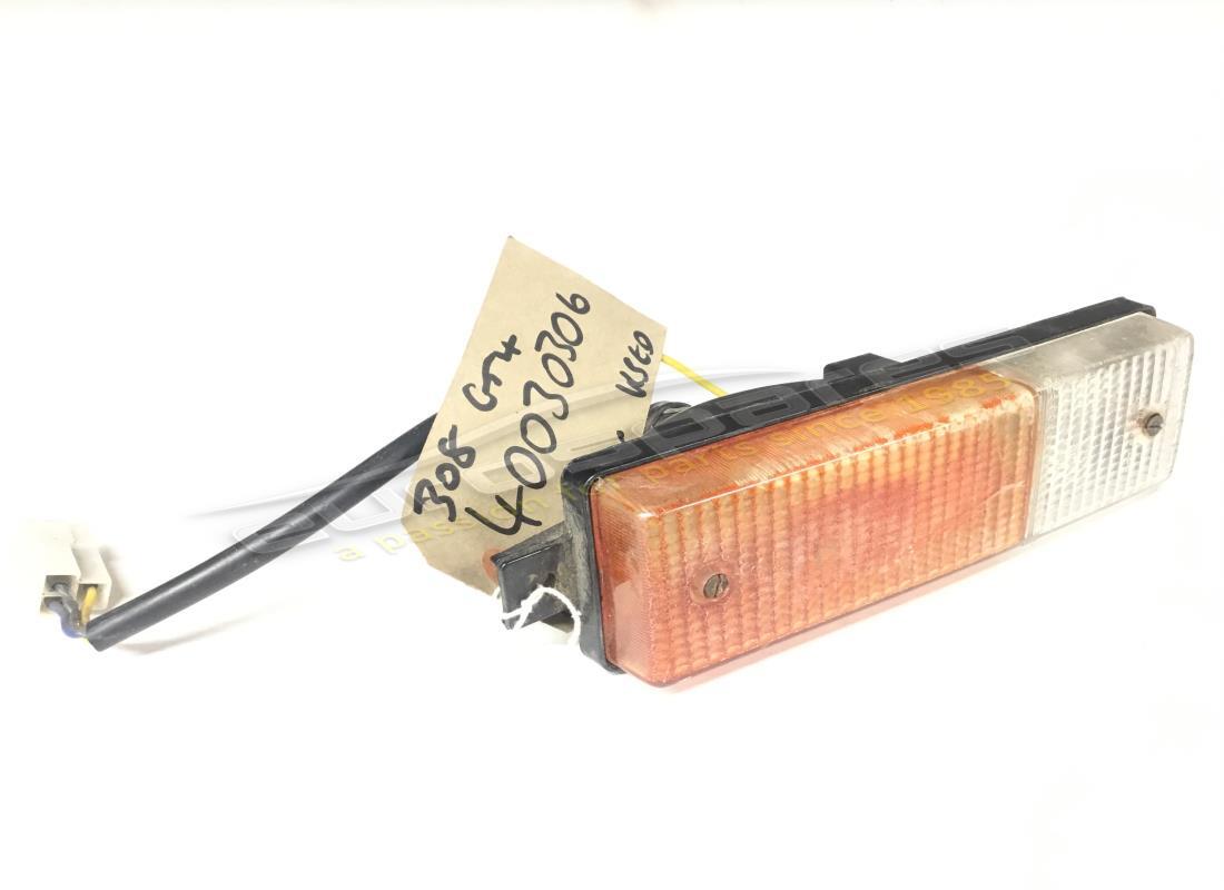 GEBRAUCHTE Ferrari VORDERE BLINKLEUCHTE. TEILENUMMER 40030306 (1)