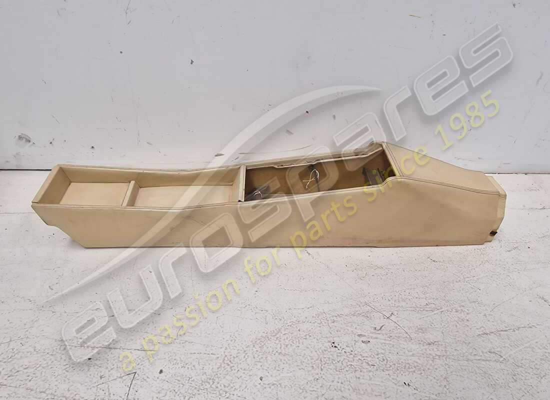 gebrauchte ferrari gepolsterte tunnelabdeckungskonsole. teilenummer 645000.. (2)