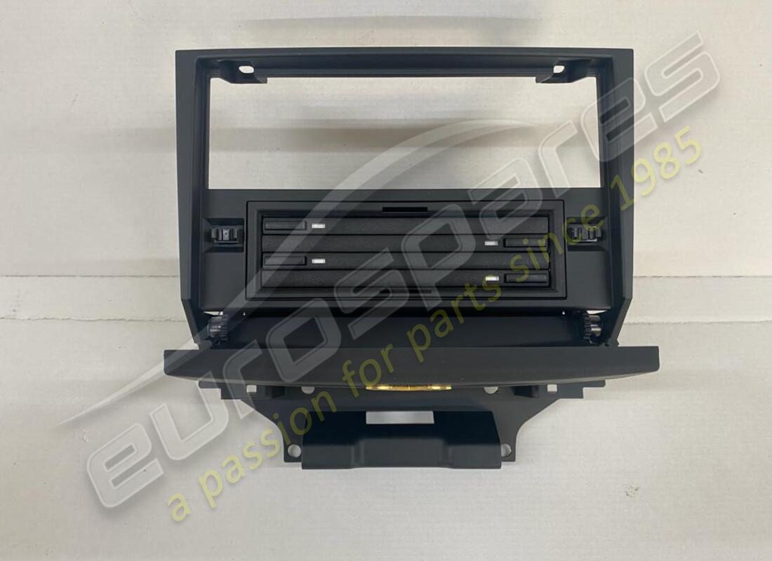 neues ferrari platten für radio. teilenummer 68120500 (2)