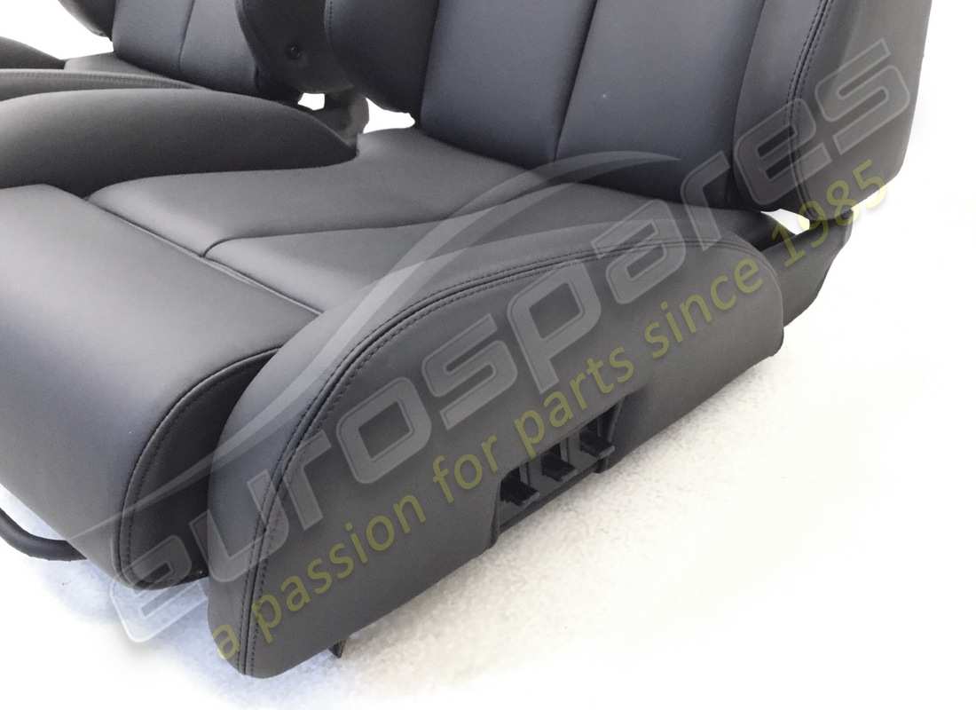 überholtes eurospares paar schwarz sitze (testarossa). teilenummer eap1227215 (5)