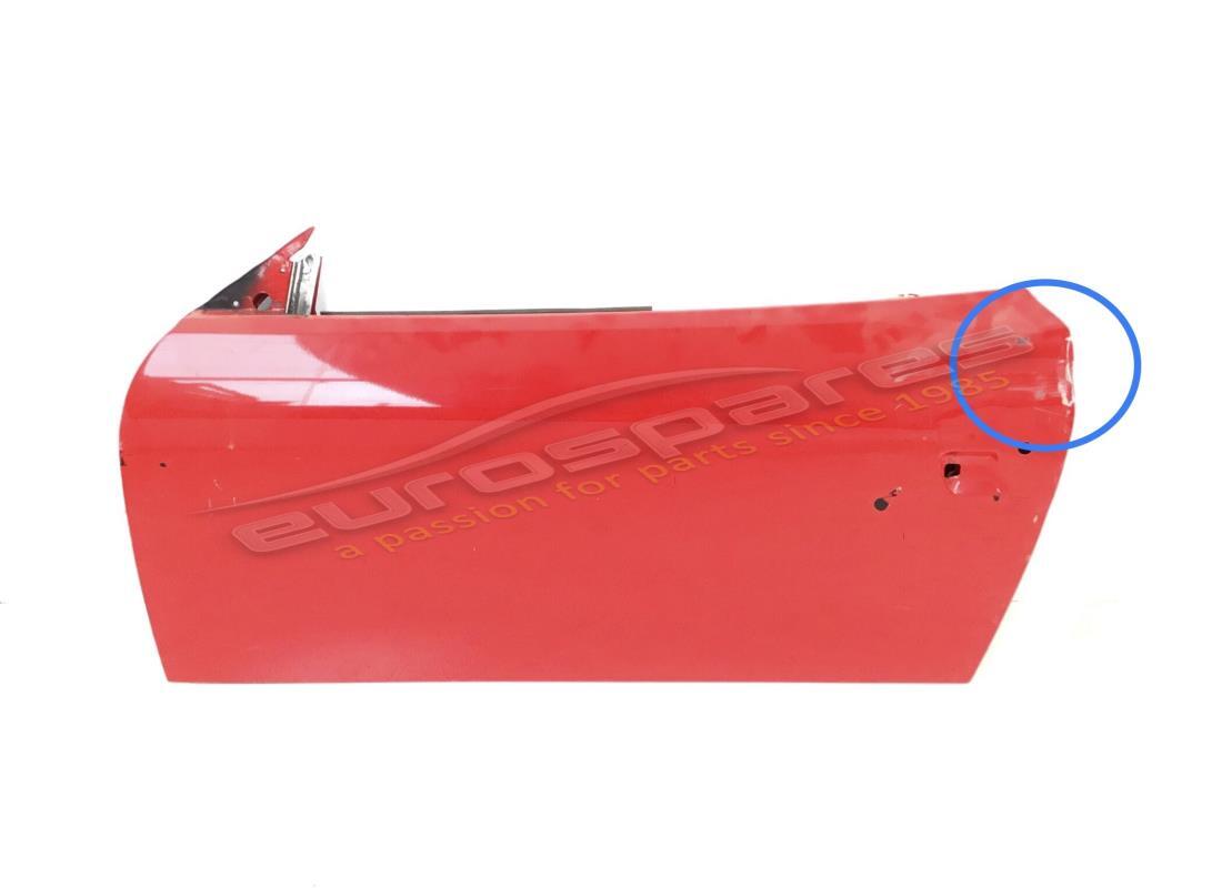 GEBRAUCHTE Ferrari LINKE TÜR. TEILENUMMER 64710200 (1)