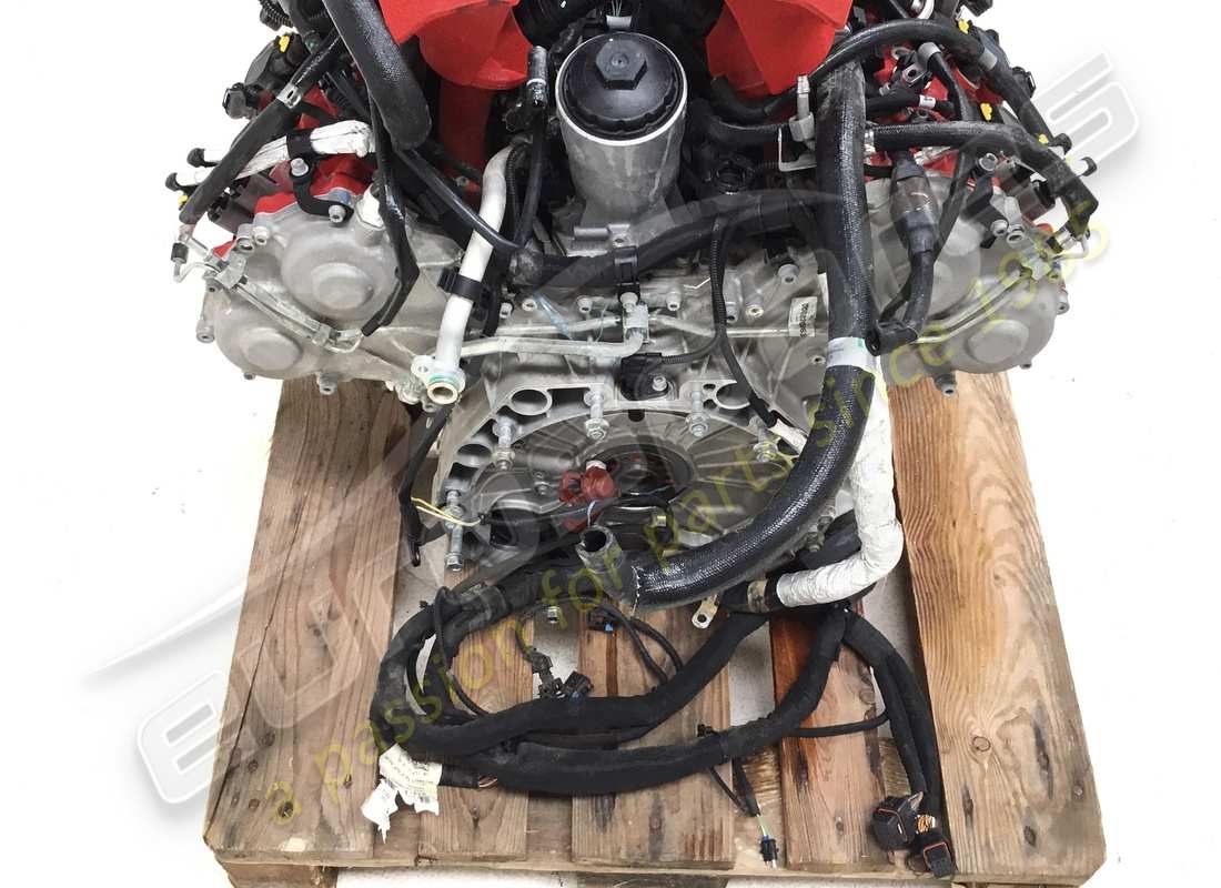 gebrauchter ferrari 488 motor. teilenummer 985000235 (3)