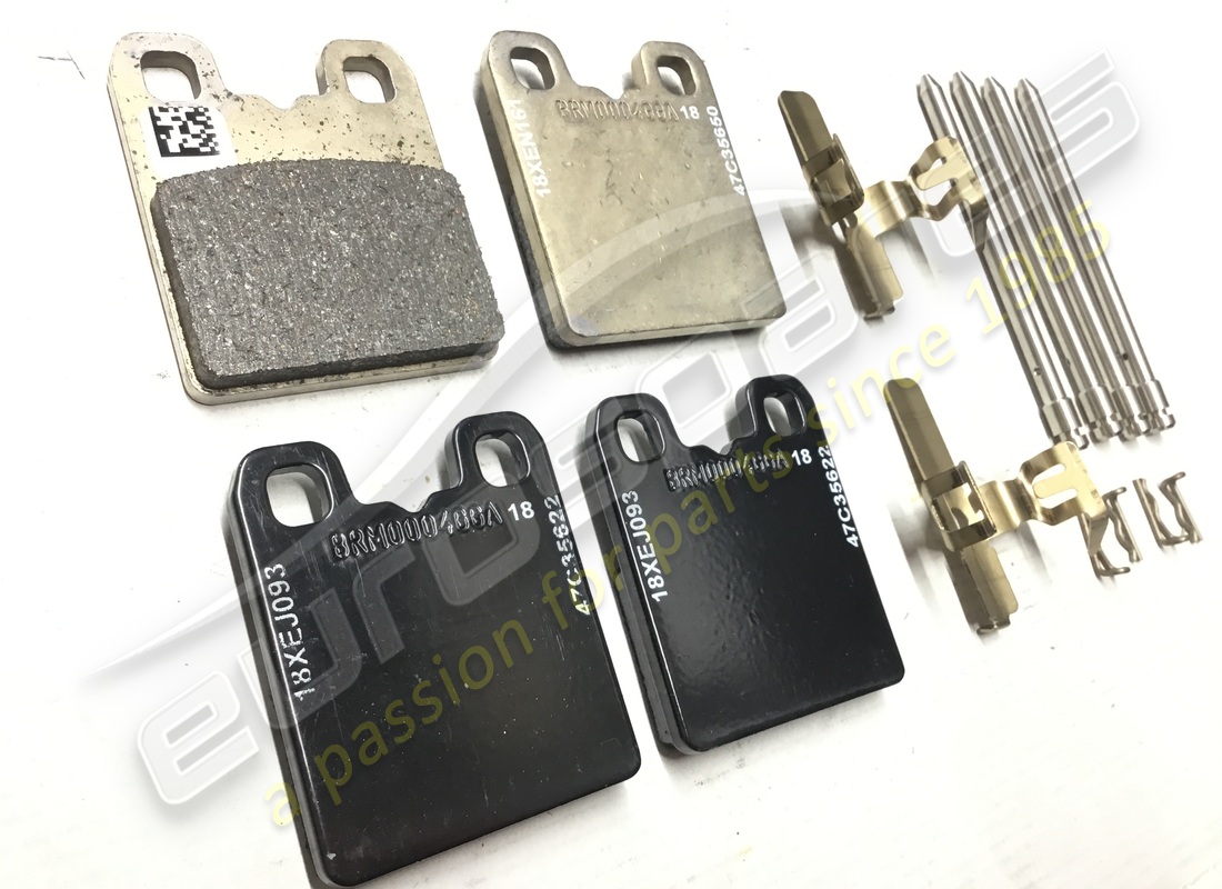 neuer ferrari-satz epb-pads. teilenummer 70004343 (3)