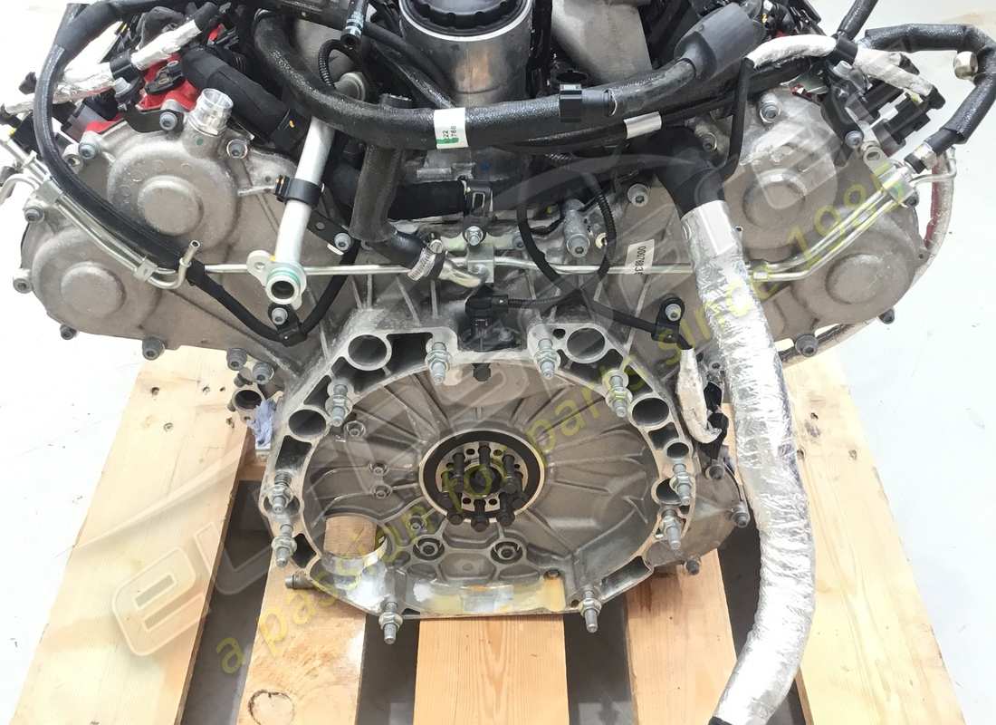 gebrauchter ferrari tributo-motor. teilenummer 985000334 (2)