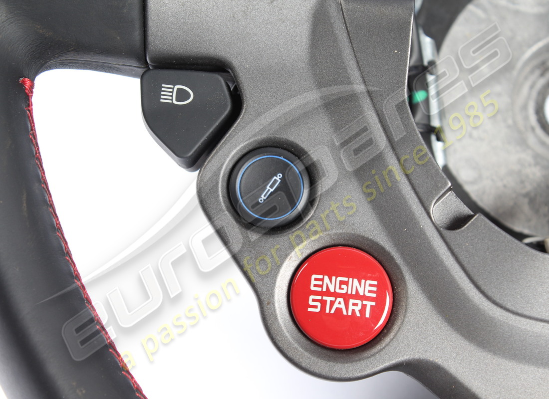 ferrari komplettes lenkrad gebraucht. teilenummer 844169.. (2)