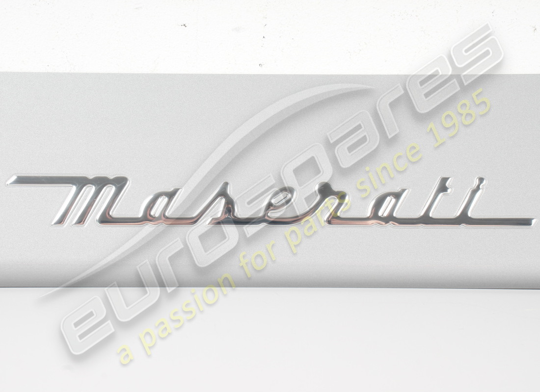 NEUE MASERATI VORDERE EINSTIEGSPLATTE. TEILENUMMER 66518500 (2) neue maserati vordere einstiegsplatte. teilenummer 66518500 (2)