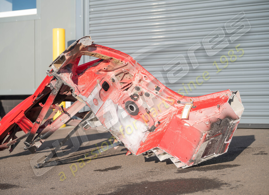 neue ferrari linke flanke. teilenummer 83816011 (5)