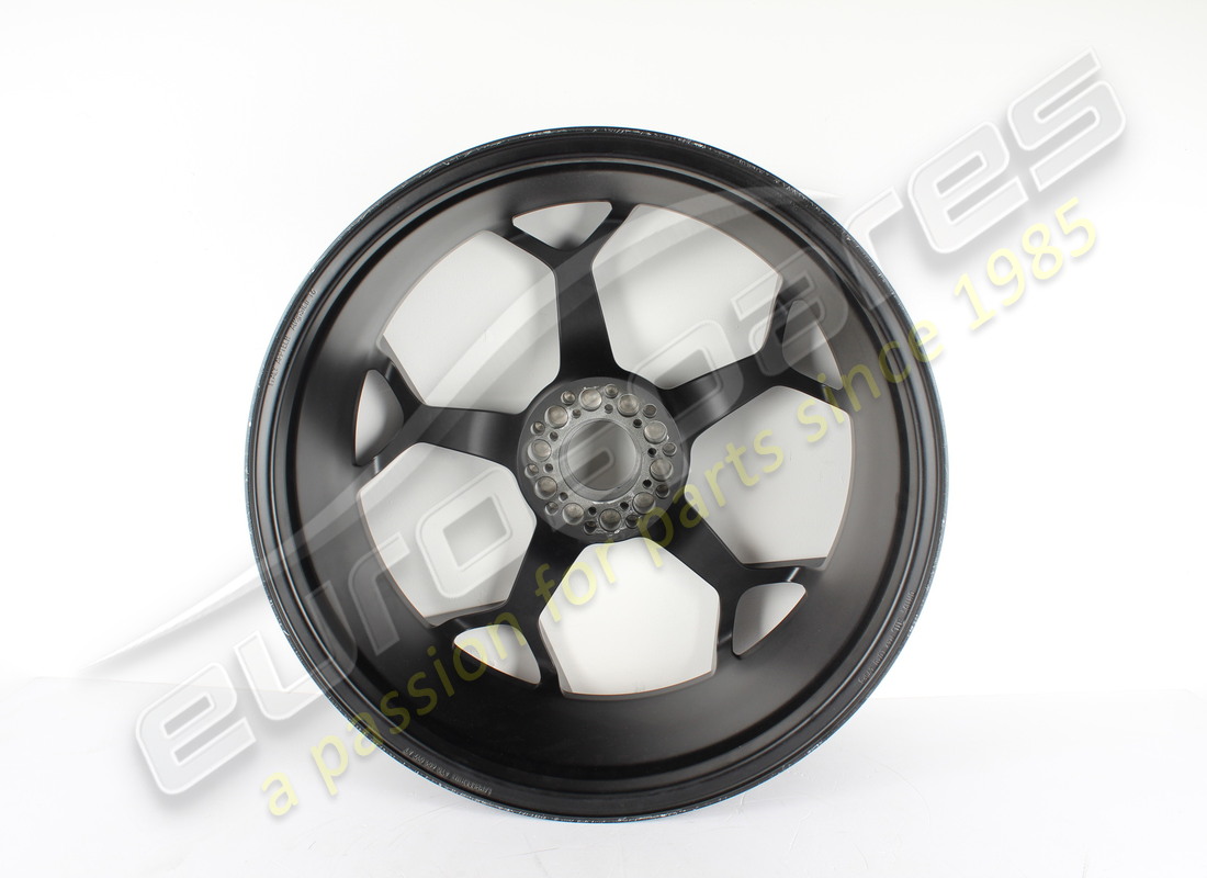 überholtes lamborghini vorderrad. teilenummer 4t0601017at (3)