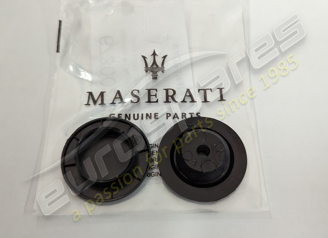 neu maserati matten-kit befestigungen schwarz. teilenummer 673002895 (1)