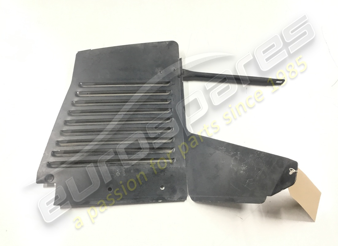 neuer ferrari kiesschutz hinten links. teilenummer 64650800 (2)