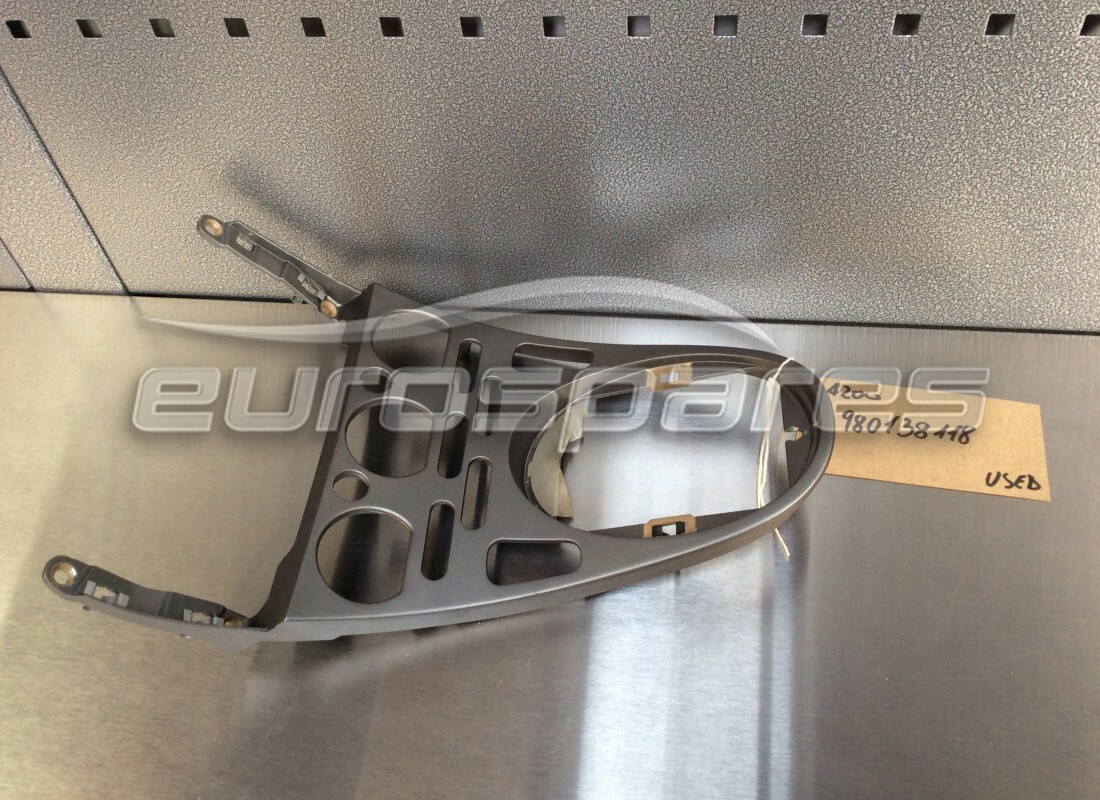 GEBRAUCHT Maserati F1 BEDIENELEMENTE ZIERPLATTE GRAU . TEILENUMMER 980138118 (1)