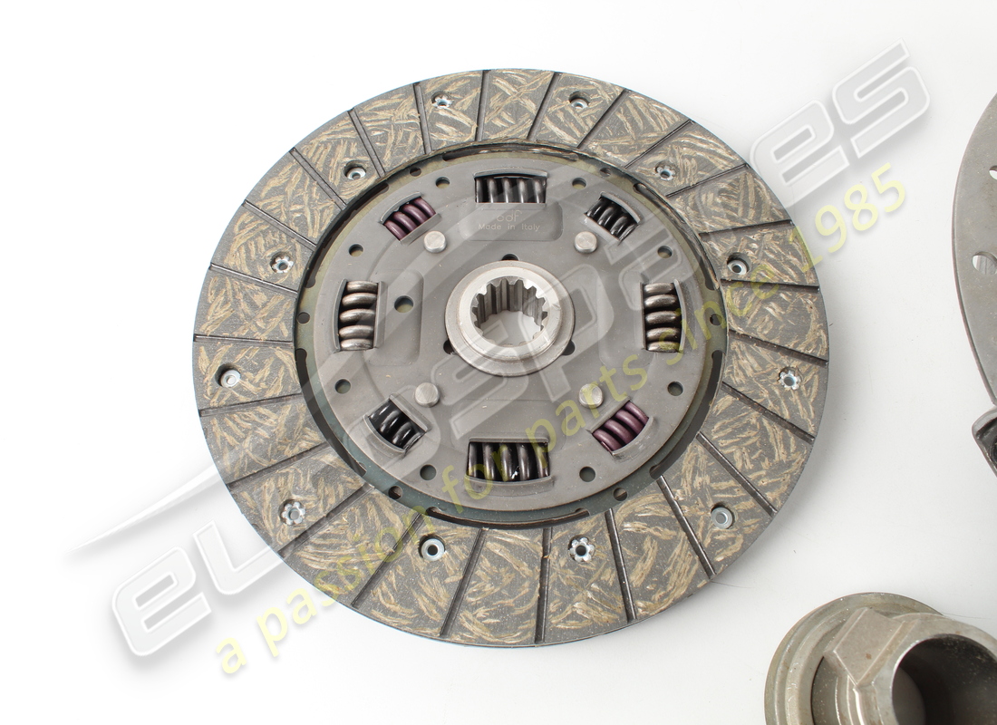 NEUE MASERATI KUPPLUNGSVORRICHTUNG. TEILENUMMER 314620101 (2) neue maserati kupplungsvorrichtung. teilenummer 314620101 (2)