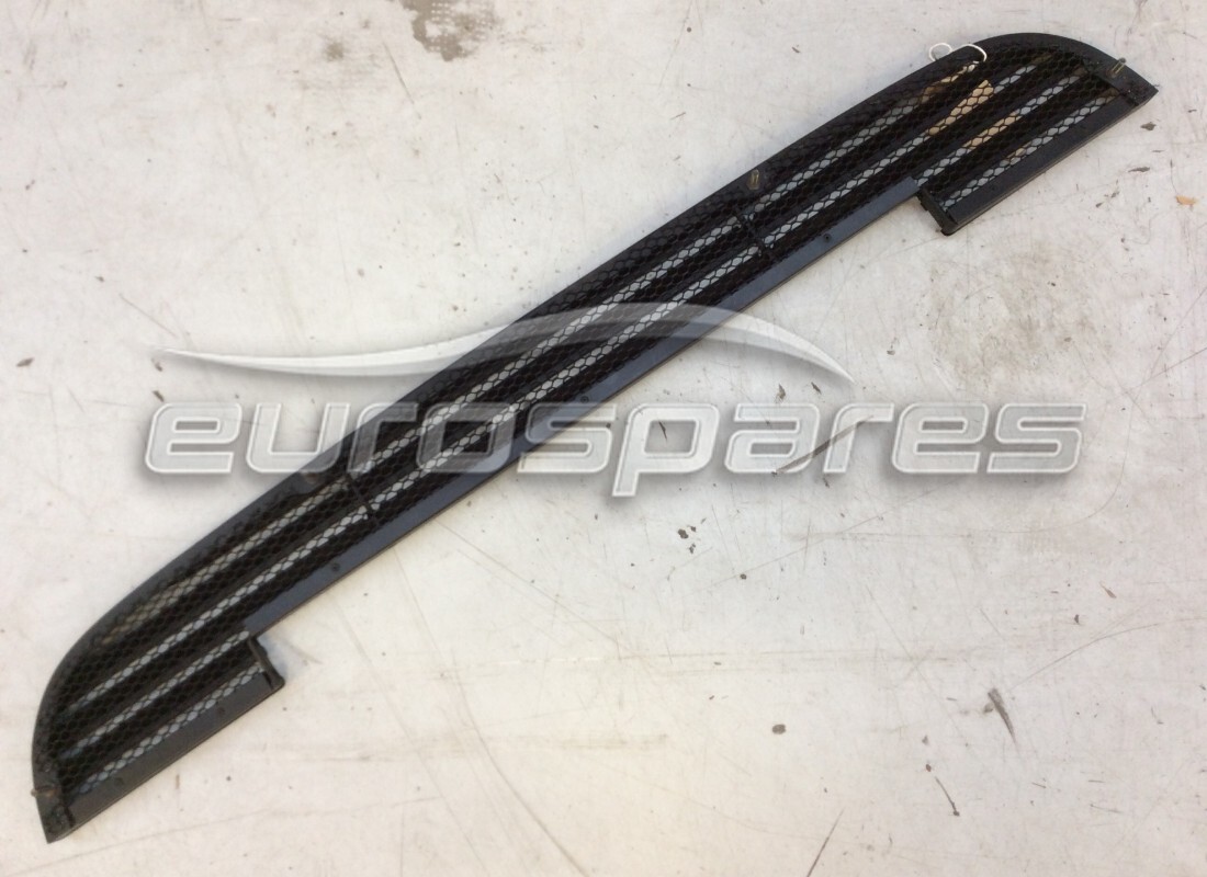neuer ferrari kühlergrill. teilenummer 61491000 (1)