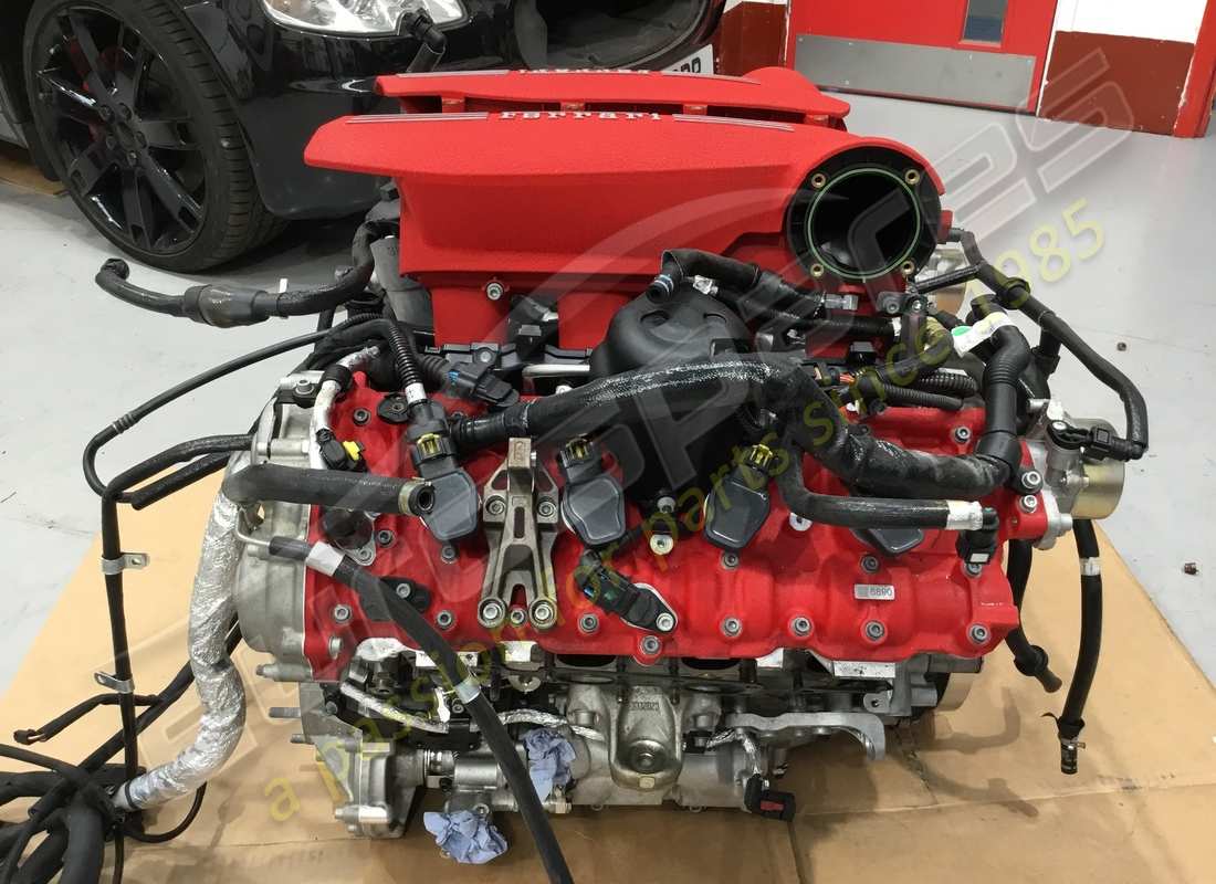 gebrauchter ferrari 488 motor. teilenummer 985000235 (3)