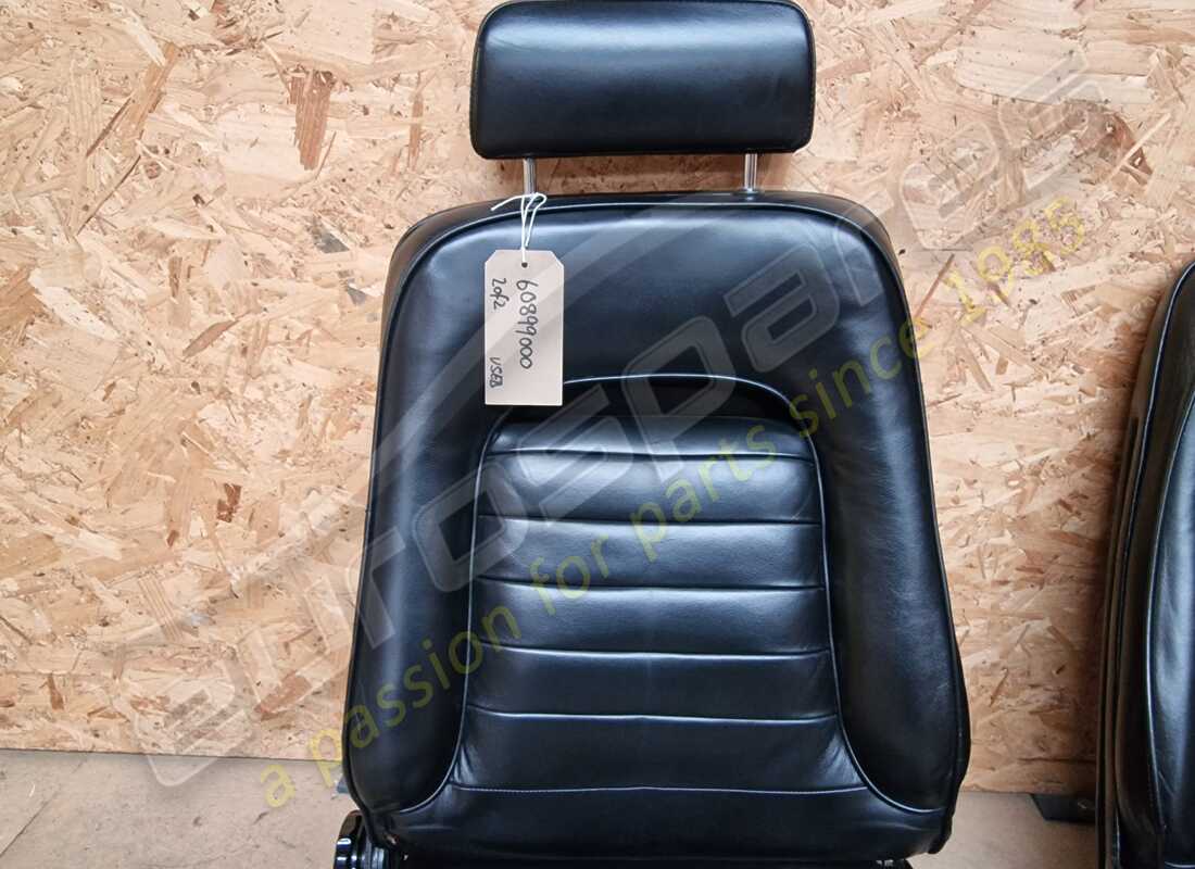 gebraucht ferrari paar schwarz sitze. teilenummer 60899000 (2)