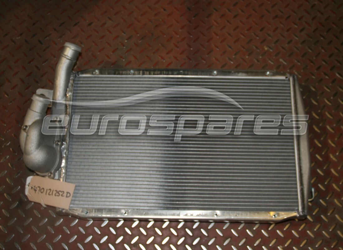 NEUER Lamborghini WASSERKÜHLER . TEILENUMMER 470121252D (1)