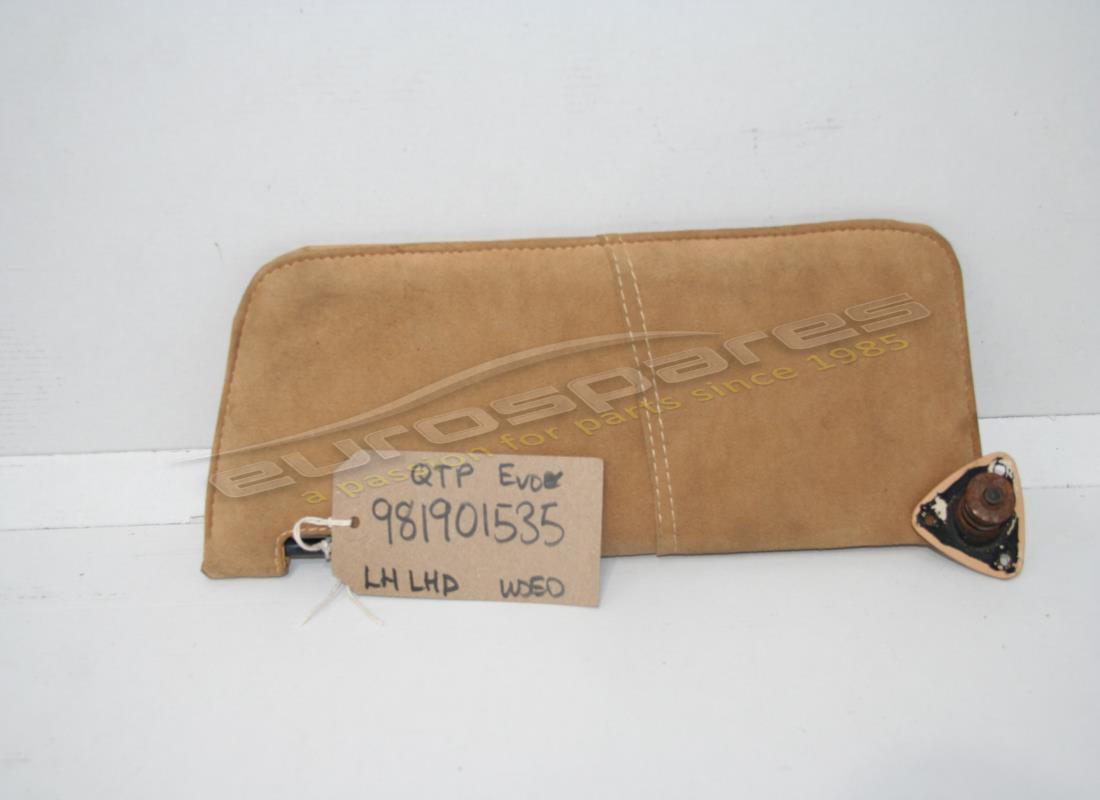 GEBRAUCHTE Maserati SONNENBLENDE . TEILENUMMER 981901535 (1)