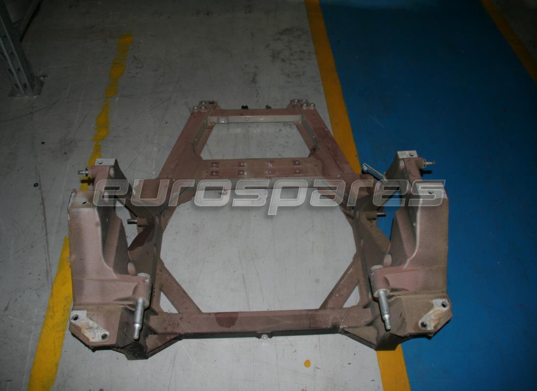 GEBRAUCHTER Ferrari HINTERER HILFSRAHMEN. TEILENUMMER 265466 (1)
