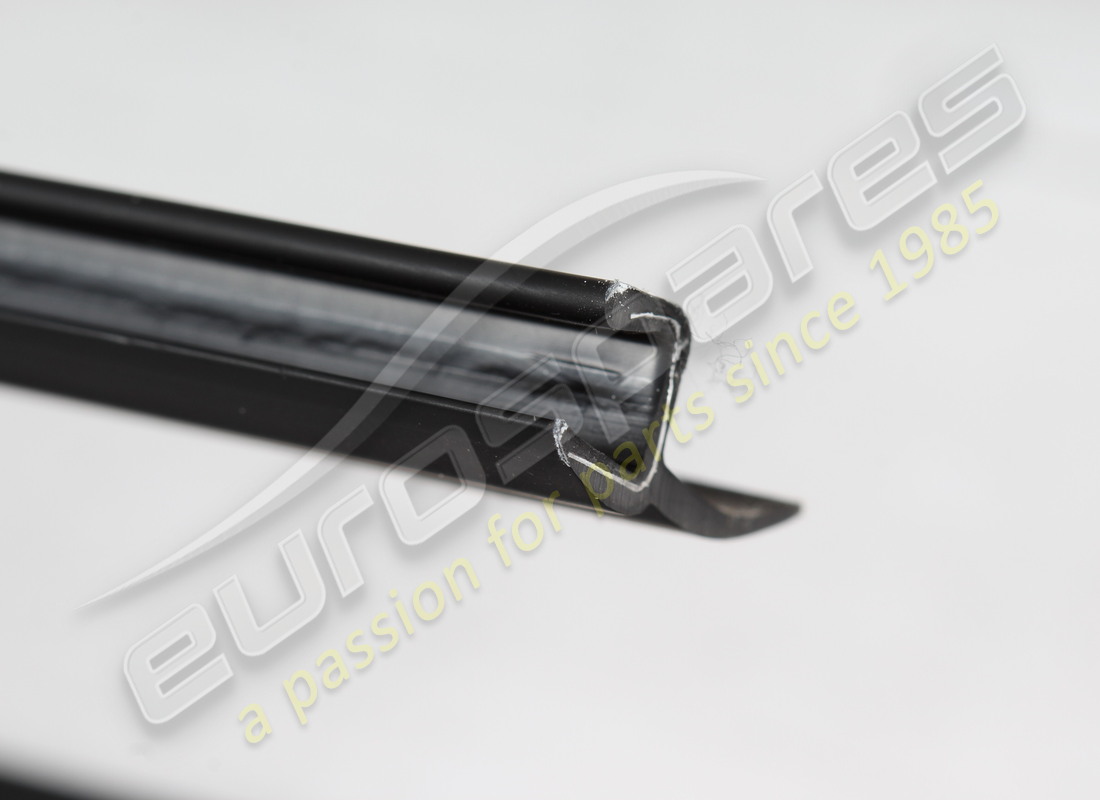 neue ferrari dichtung. teilenummer 65305700 (2)