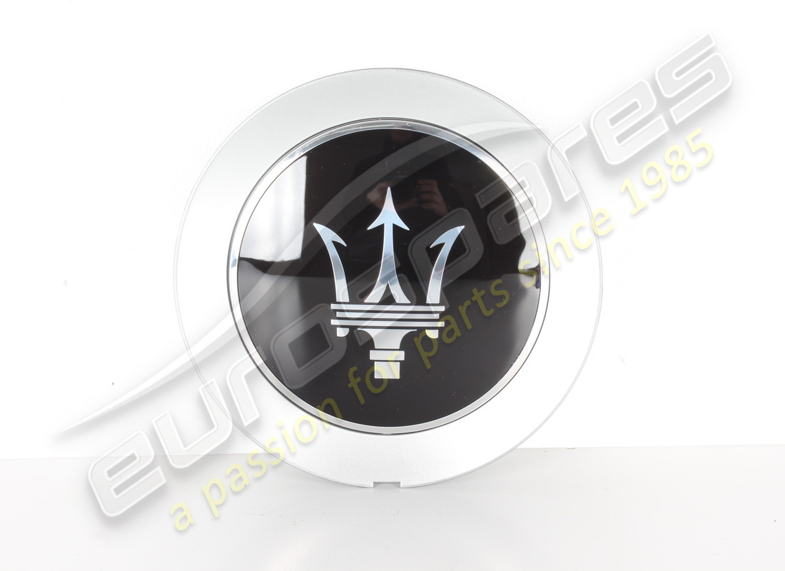 neues maserati radkappen-emblem. teilenummer 670013626 (1)