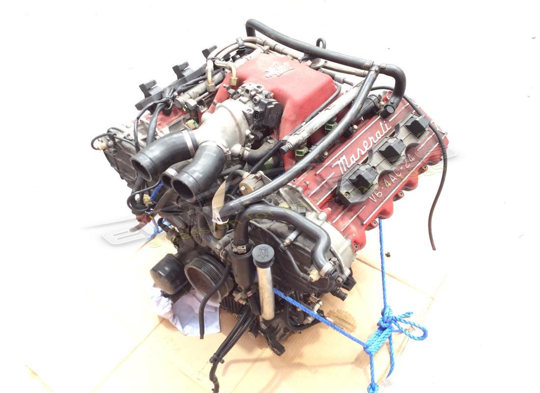 GEBRAUCHTER Maserati KURZER MOTOR. TEILENUMMER 980001001 (1)