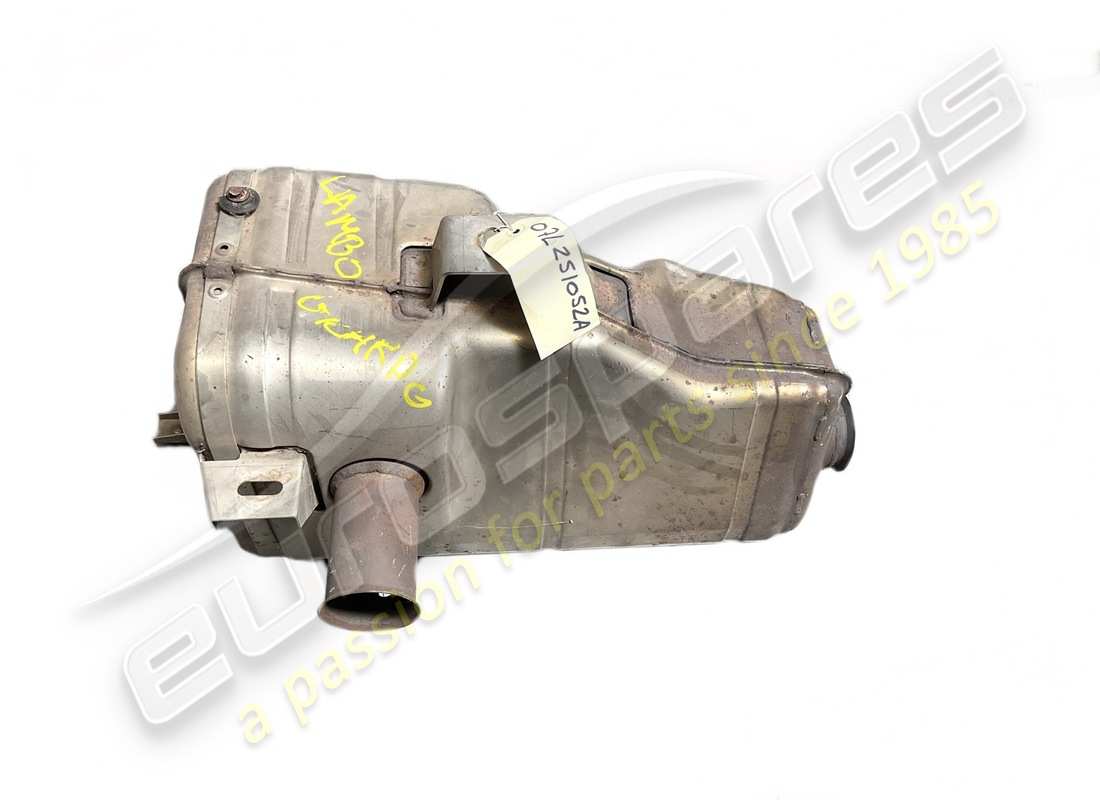 gebrauchter lamborghini schalldämpfer. teilenummer 07l251052a (2)