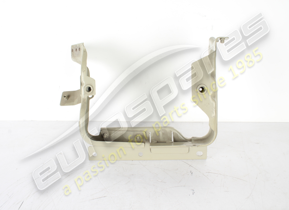 neue ferrari-halterung. teilenummer 82858600 (1)
