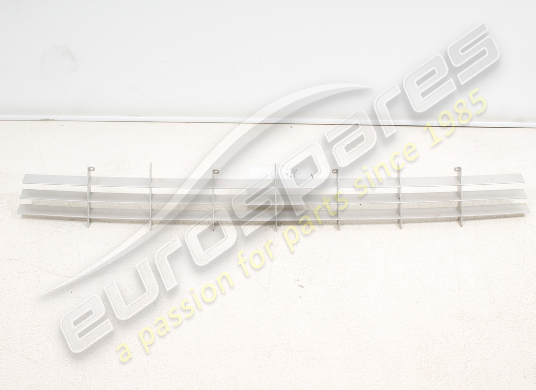 neuer ferrari kühlergrill breit. teilenummer 40314601 (2)