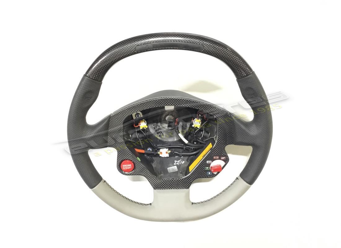 neues ferrari lenkrad. teilenummer 80188500a (1)