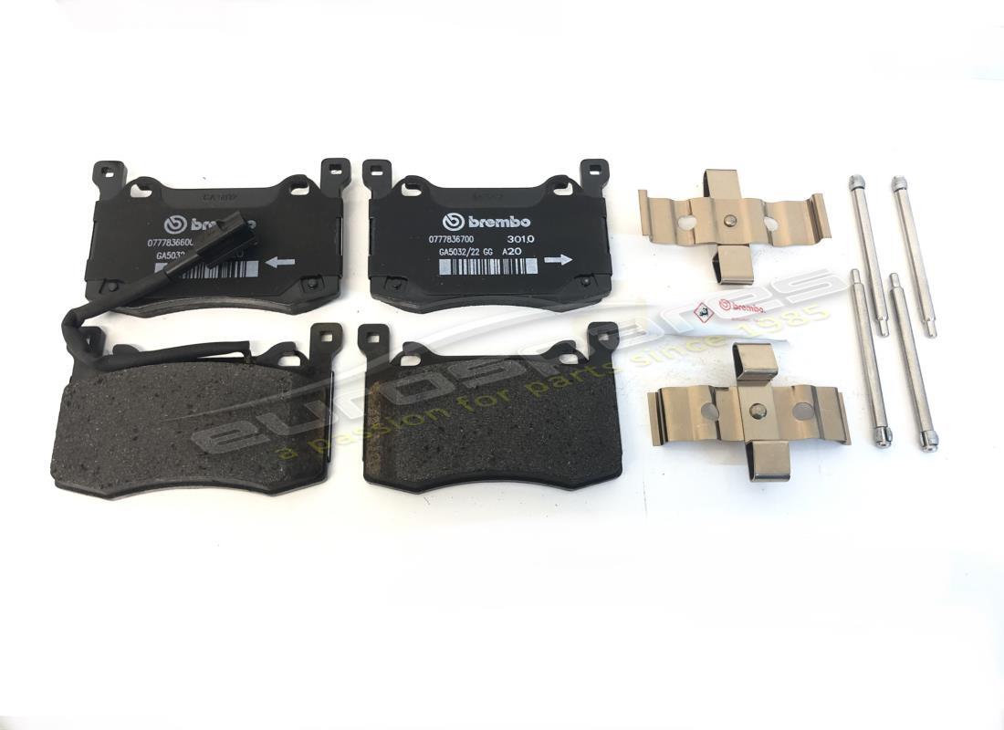 neue maserati hintere pads. teilenummer 673010789 (1)
