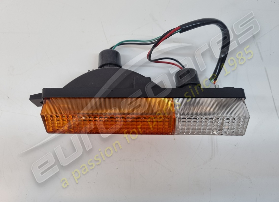 neue ferrari rechte vordere blinker- und seitenleuchteneinheit mit orange/klarem glas. teilenummer 60121001 (2)
