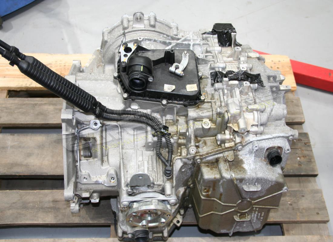 GEBRAUCHTES Lamborghini 7-SPEED DOPPELKUPPLUNGSGETRIEBE. TEILENUMMER 0BZ300041B002 (1)