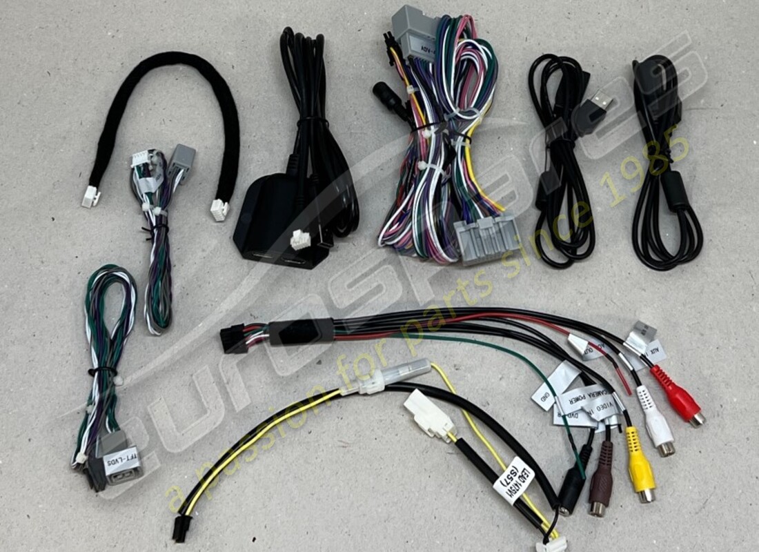 neues ferrari infotainment-kit. teilenummer 70004508 (3)